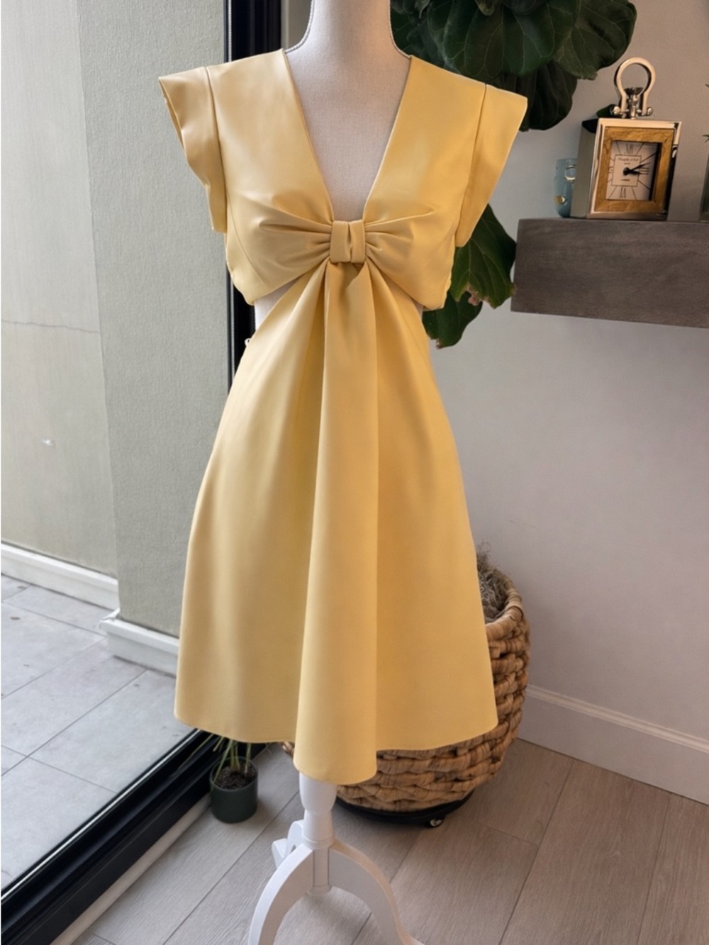Jason Wu Soft Vegan Leather Yellow Shift Dress - Picture 2 of 5